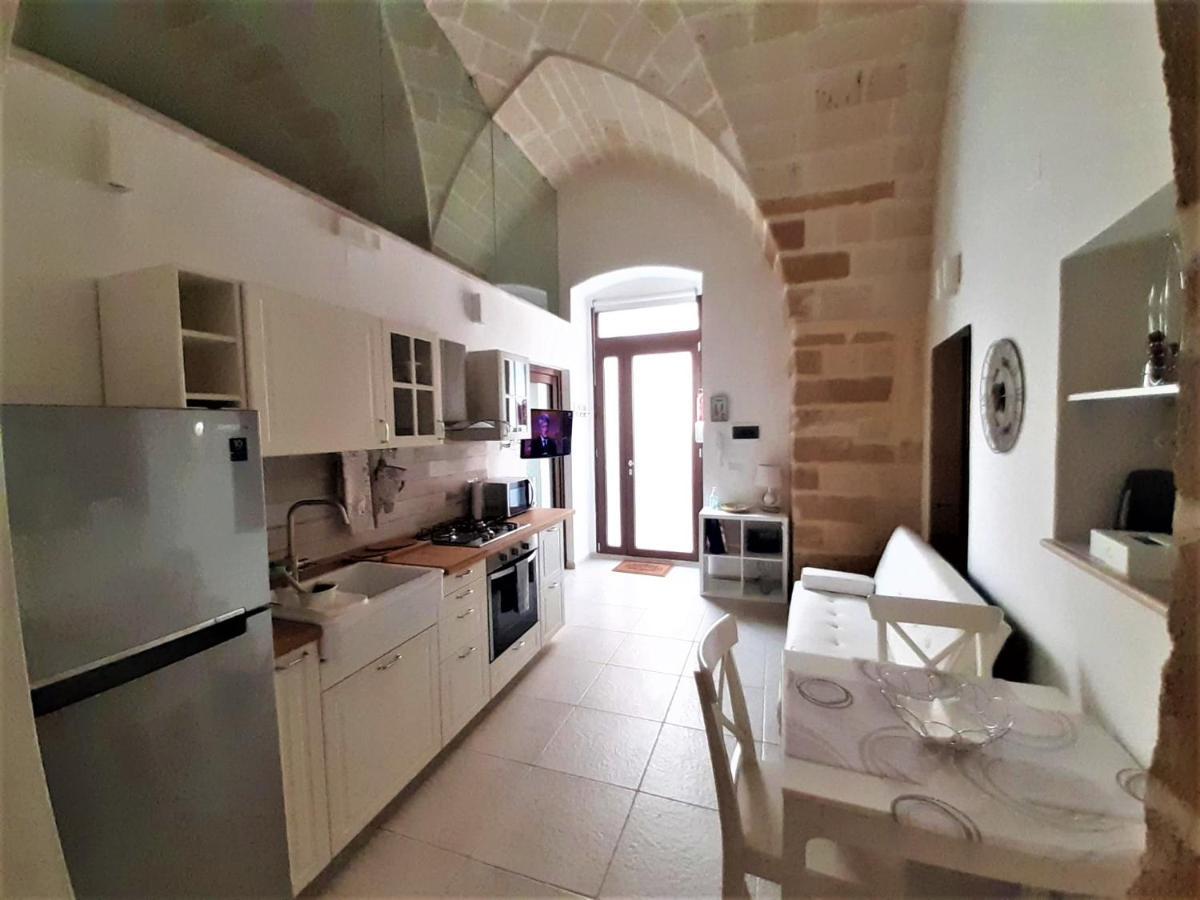 Casa Mima: Locazione Turistica Nel Centro Storico Daire Brindisi Dış mekan fotoğraf