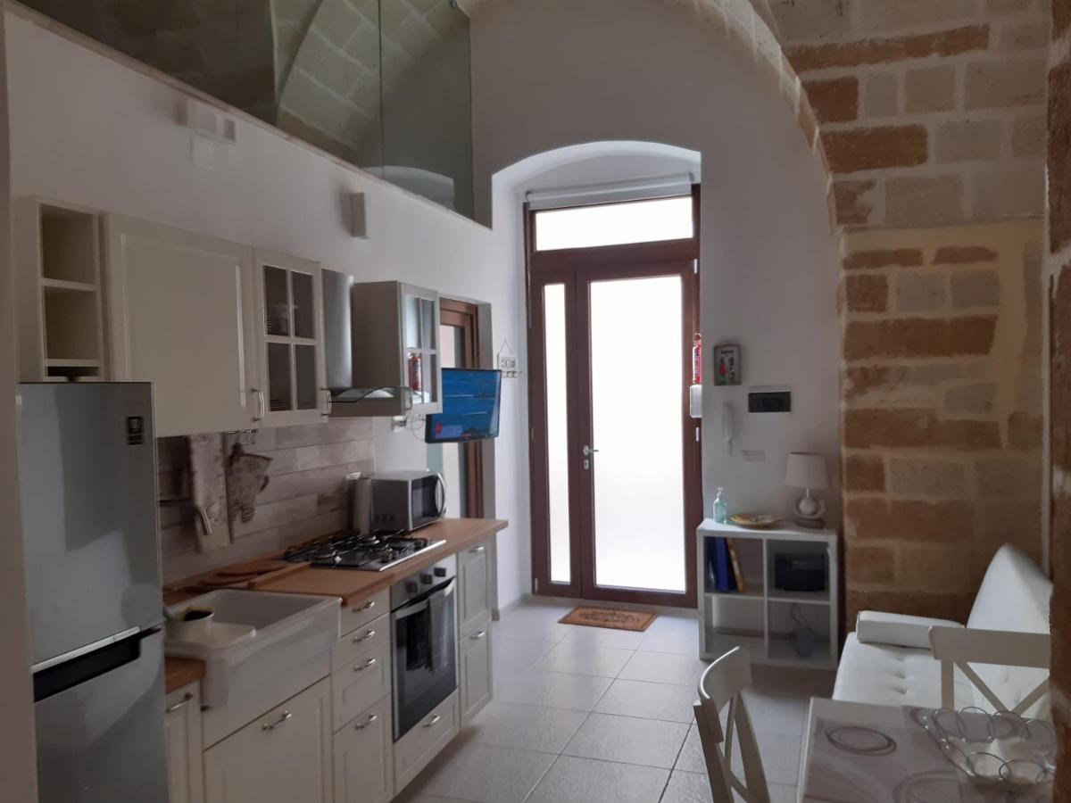 Casa Mima: Locazione Turistica Nel Centro Storico Daire Brindisi Dış mekan fotoğraf