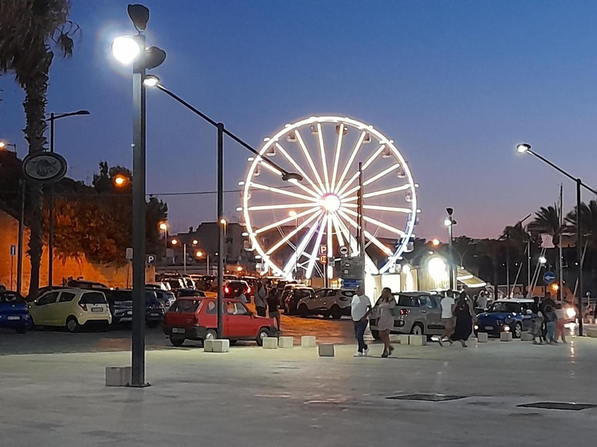 Casa Mima: Locazione Turistica Nel Centro Storico Daire Brindisi Dış mekan fotoğraf